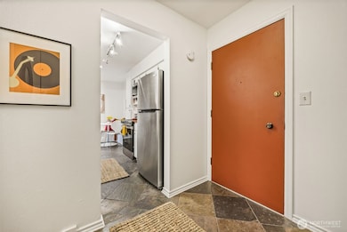 2301 NE 65th St unit 202, Seattle, WA 98115 - photo 3