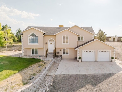 221 Lyndhurst Ln, Spring Creek, NV 89815 - photo 5