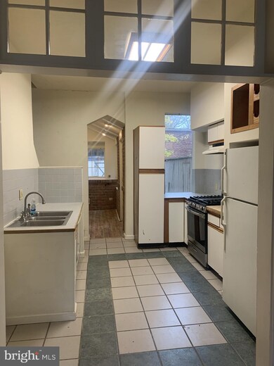 509 Laurel St, Lancaster, PA 17603 - photo 4