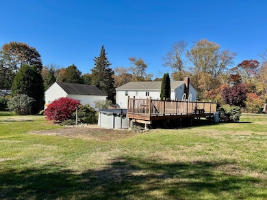 496 Boston Post Rd, East Lyme, CT 06333 - photo 5