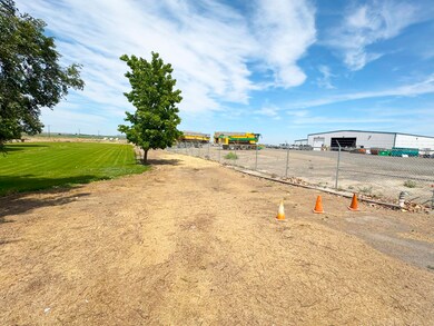 51 Crestloch Rd, Pasco, WA 99301 - photo 4