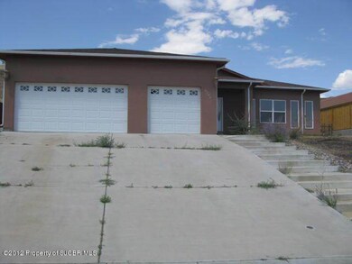 6304 Red Rock Dr, Farmington, NM 87402 - photo 2