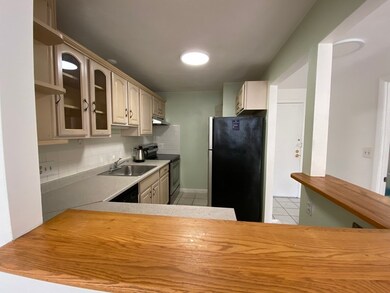 500 Governors Dr unit 27, Winthrop, MA 02152 - photo 3