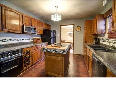 Kitchen with Island