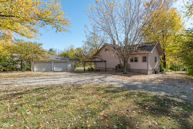 3136 E Edgewood Ave, Indianapolis, IN 46227 - photo 6