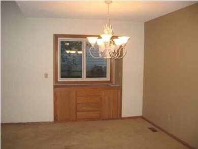 Dining area with built- ins