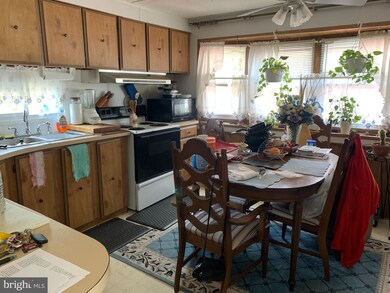 D5 Swannie Ln, East Windsor, NJ 08520 - photo 2