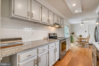 9353 Dewlit Way, Columbia, MD 21045 - photo 3