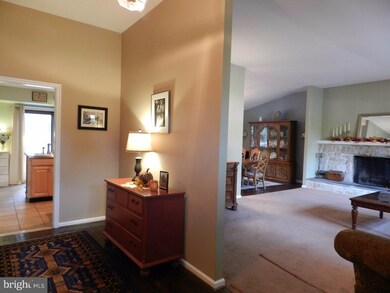 395 Hilltop Rd, Paoli, PA 19301 - photo 4