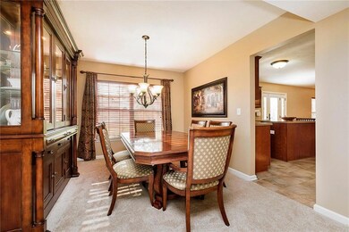 12792 Broncos Dr, Fishers, IN 46037 - photo 5