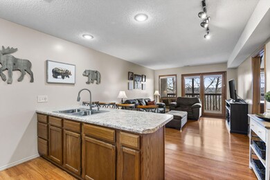 Kitchen/Dining