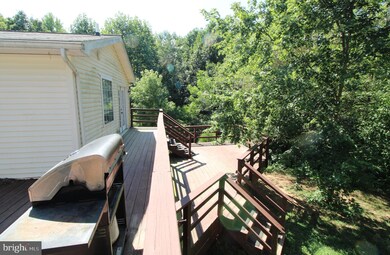 10894 Martingale Ct, Frederick, MD 21701 - photo 4