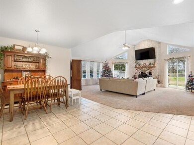 130 San Chez Dr, Gainesville, TX 76240 - photo 7