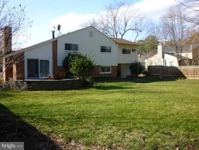 1006 Croton Dr, Alexandria, VA 22308 - photo 6