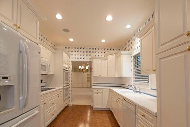 6129 McNaughten Grove Ln, Columbus, OH 43213 - photo 6