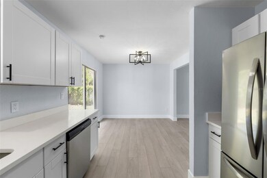 202 SE 14 Place, Gainesville, FL 32601 - photo 4