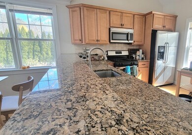 129 Lincoln St unit B, Hudson, MA 01749 - photo 5