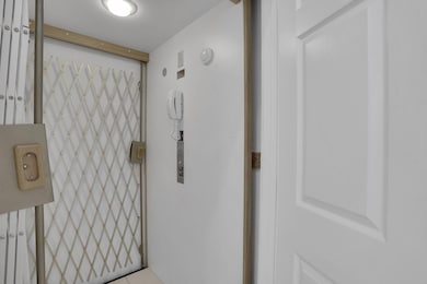 7911 Laina Ln unit 4, Boynton Beach, FL 33437 - photo 5