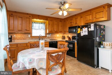 227 Pond Dr, Dunnsville, VA 22454 - photo 7