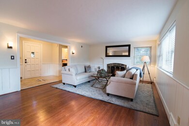 1008 Hillwood Ave, Falls Church, VA 22042 - photo 3