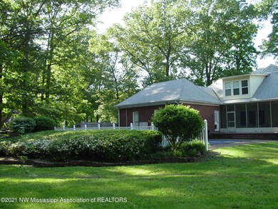 Screened in porch