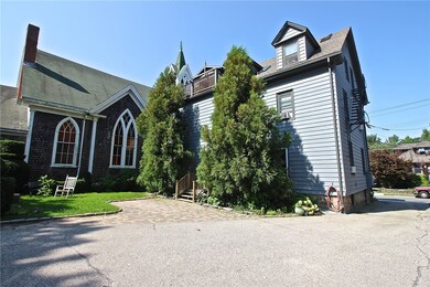 22 Annandale Rd unit 3, Newport, RI 02840 - photo 2