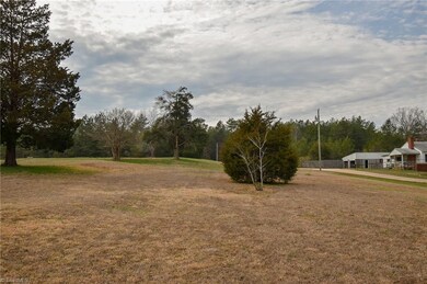 2302 Lewis Thomas Rd, Asheboro, NC 27205 - photo 7