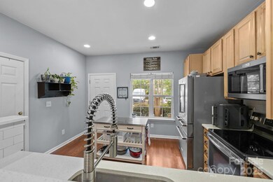 304 Azteca Dr, Matthews, NC 28104 - photo 6