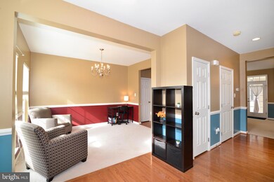 25913 Kimberly Rose Dr, Chantilly, VA 20152 - photo 5