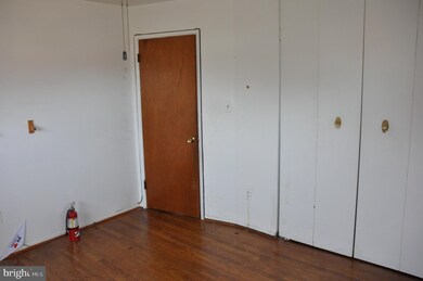 9307 Pella Place, Clinton, MD 20735 - photo 6