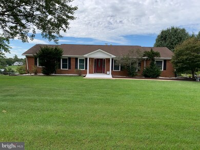 7705 Willow Pond Ln, Nokesville, VA 20181 - photo 2