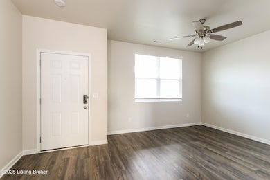 004-photo-living-room-14425347