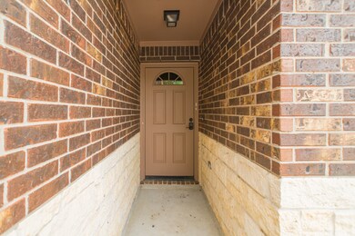 10207 Norway Spruce Ln, Tomball, TX 77375 - photo 5