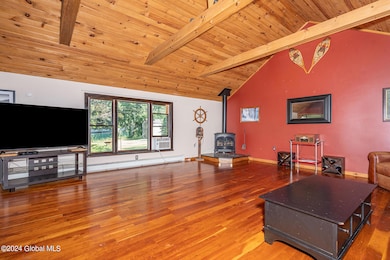 10 New York Ave, Rensselaer, NY 12144 - photo 7