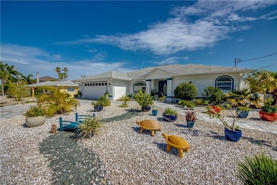 3446 Pinetree Dr, Saint James City, FL 33956 - photo 6