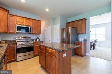 87 Clover Hill Ln, Spring City, PA 19475 - photo 6