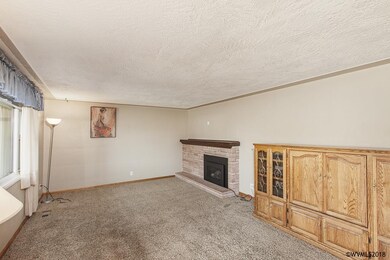 195 Oak Villa Rd, Dallas, OR 97338 - photo 3