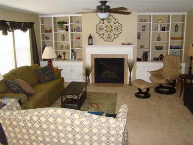 5668 Yorktown Rd, Plainfield, IN 46168 - photo 4