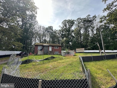 6649 Kerns Rd, Falls Church, VA 22042 - photo 7