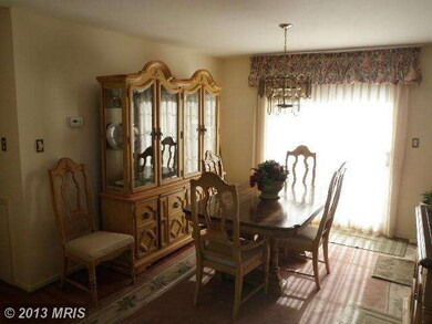 3211 Castleleigh Rd, Beltsville, MD 20705 - photo 6