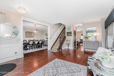 859 Rathbun Ave, Staten Island, NY 10309 - photo 4