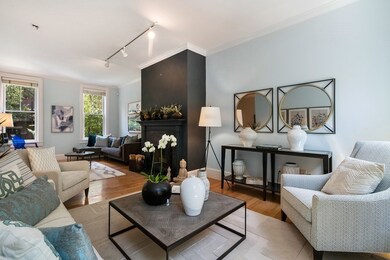 11 Cumston St, Boston, MA 02118 - photo 4