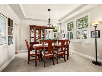 2498 Crestview Dr, West Linn, OR 97068 - photo 5