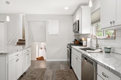 1562 Conant Ct, Mishawaka, IN 46544 - photo 7