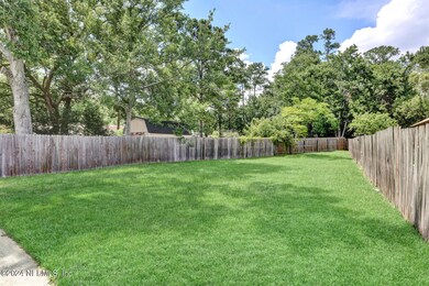 8827 Cavender Dr, Jacksonville, FL 32216 - photo 3