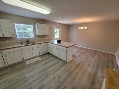 3 Kitchen 2