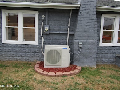 3008 State Highway 441, Middlesboro, KY 40965 - photo 4