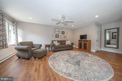 300 Winding Way unit B24, Downingtown, PA 19335 - photo 4