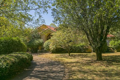 212 Johnstone Dr, Dickson, TN 37055 - photo 4