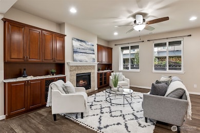 9079 Aster St SE, Tumwater, WA 98501 - photo 2